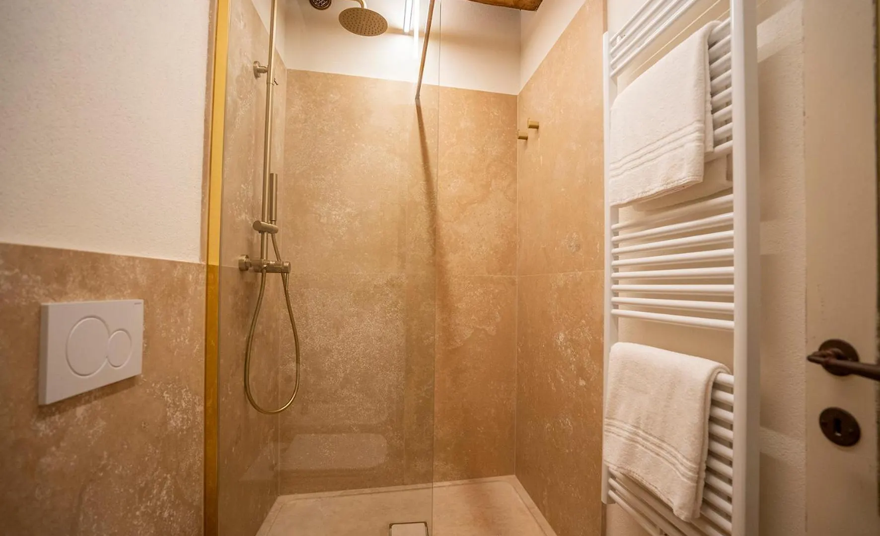 Appartamento Le Stanze D'Oro - Amore Arezzo Italia